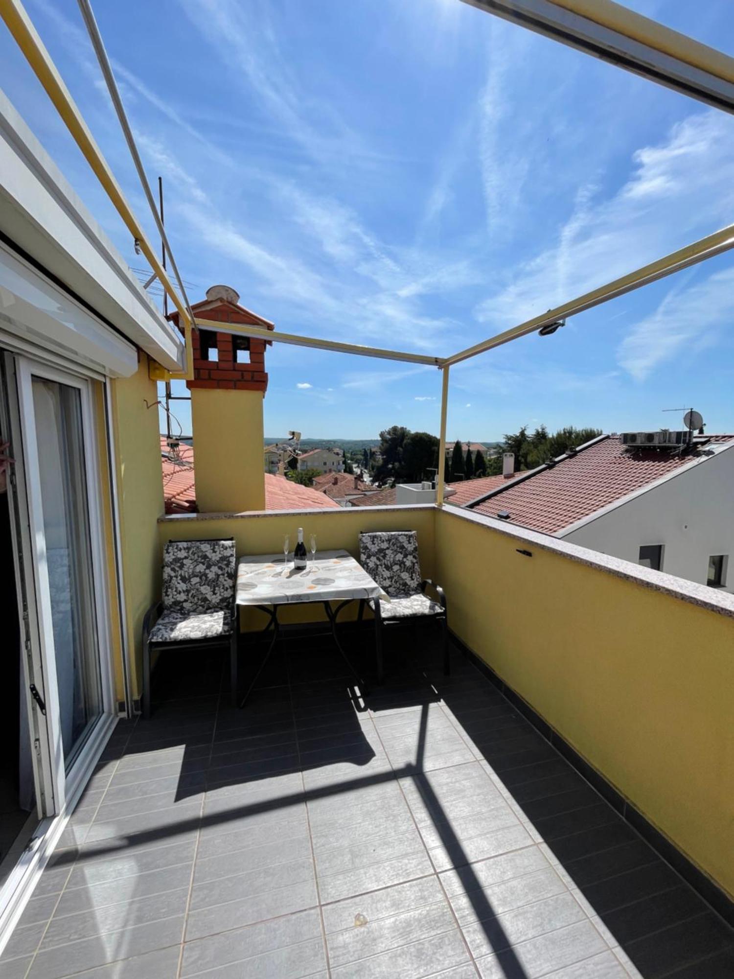 Apartman Sertic Nenad Ρόβινι Εξωτερικό φωτογραφία
